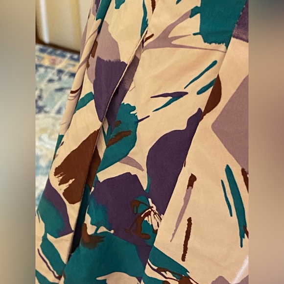 Carole Little Sleeveless Floral Midi Dress in Teal, Purple & Cream - Picture 7 of 9